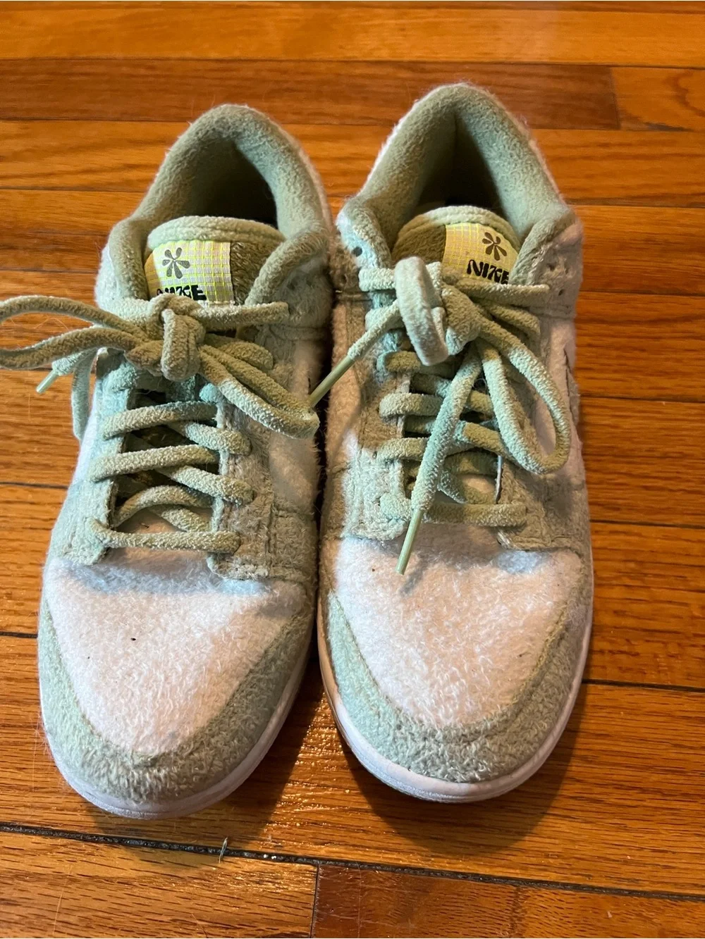Nike Sage Green Sneaker